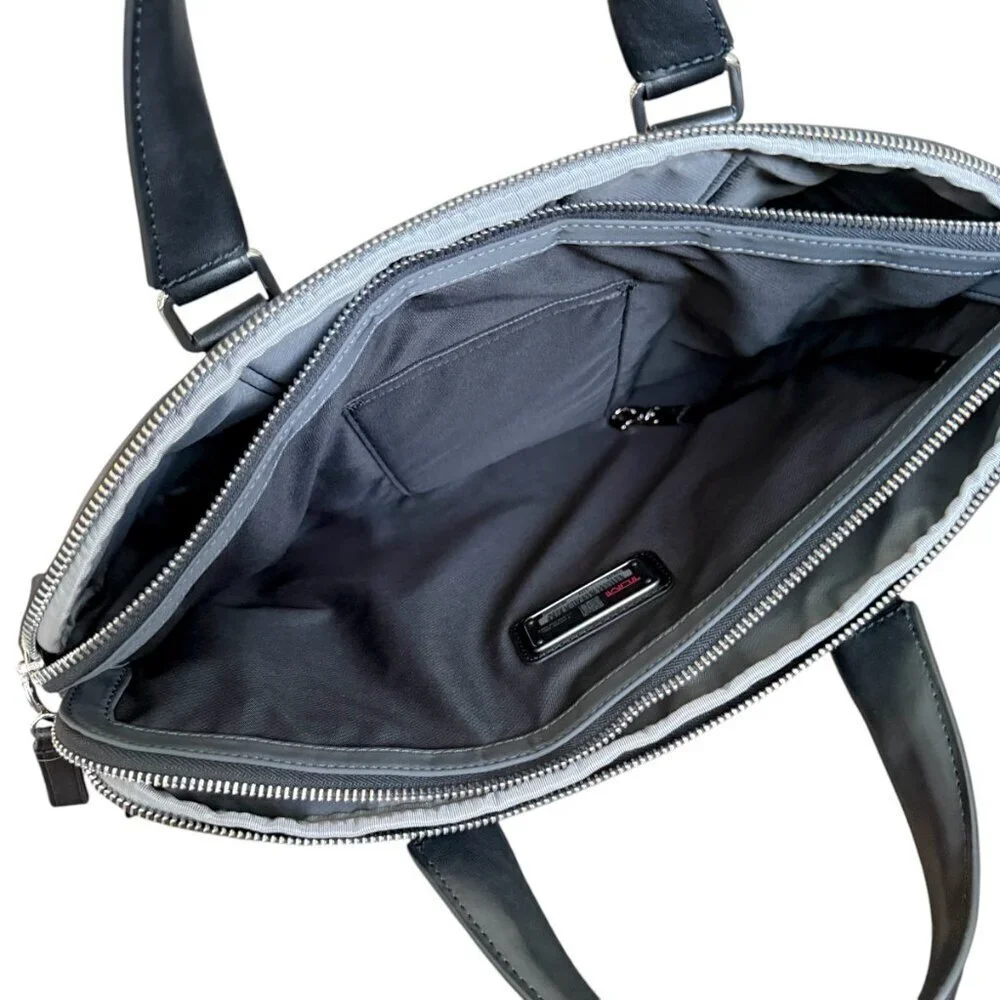 Tumi Thornbury Grey Nylon & Leather‎ Triple compartment Briefcase Bag 136350